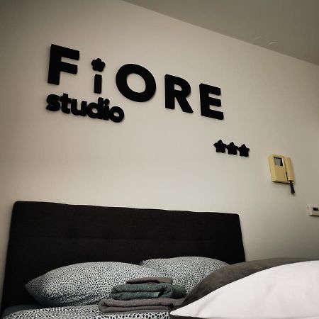 Fiore Self Check-In أوسييك المظهر الخارجي الصورة